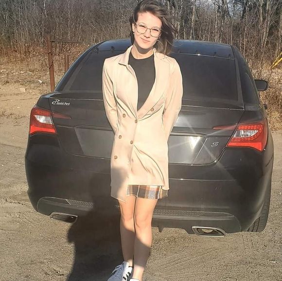 Meet your Posher, Nelly - Picture 1 of 1